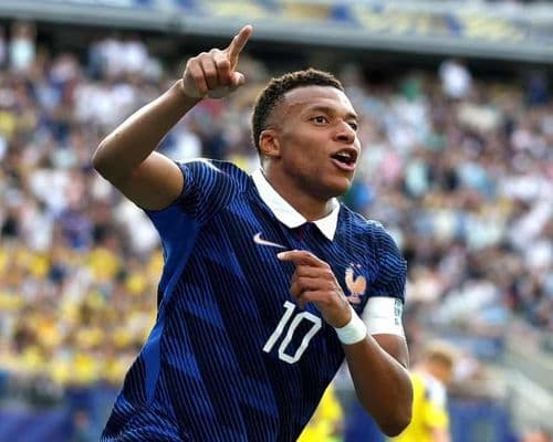 MBAPPE CÂN BẰNG THÀNH TÍCH CỦA MESSI, PHÁP HẠ ĐẸP THỤY ĐIỂN, GẶP PARAGUAY Ở VÒNG 1/8 